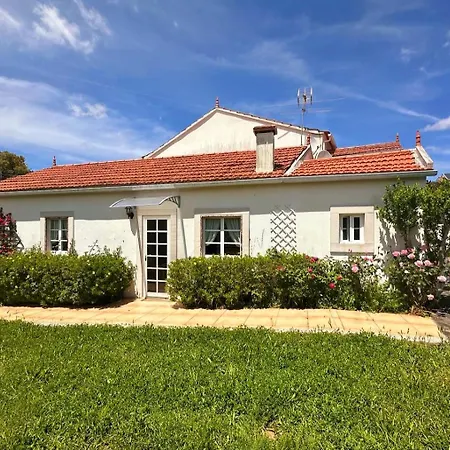 Casa Do Pomar, Holiday home